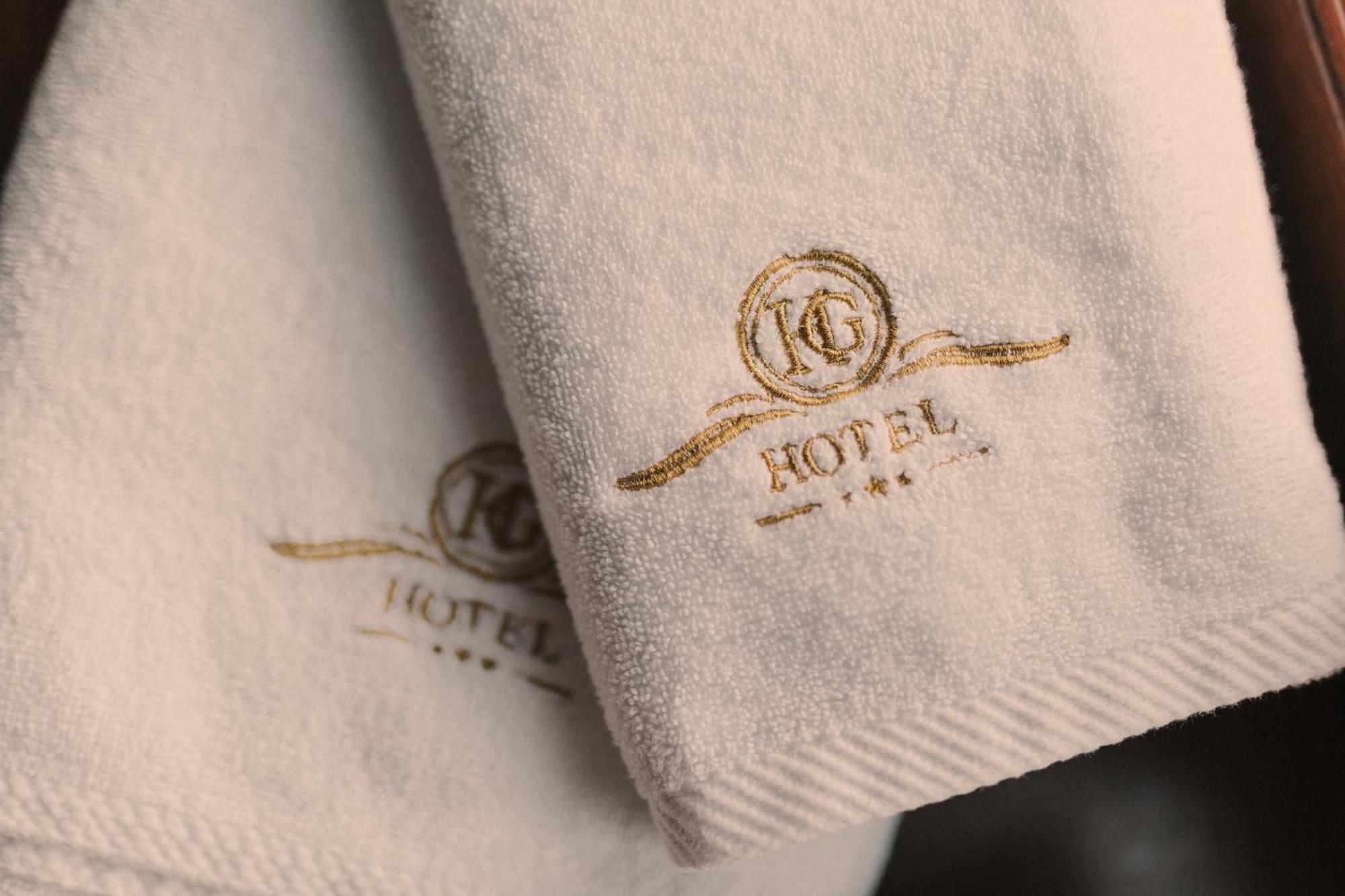 Hg Hotel Toszek Экстерьер фото
